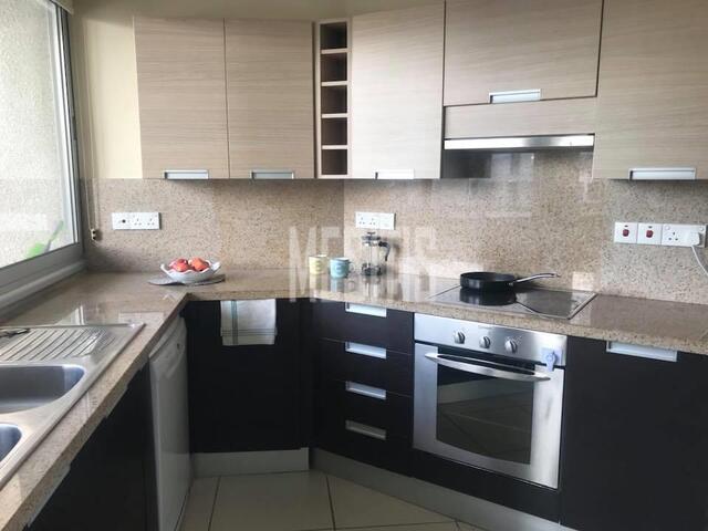 apartment-bfdf01e7-1f70-41a7-bca5-eda303a2d1f4_Wtr.jpg