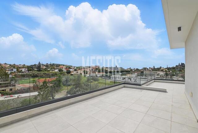 apartment-4127bacd-3a9b-440a-a6fa-717cdd1a63a6_Wtr.jpeg