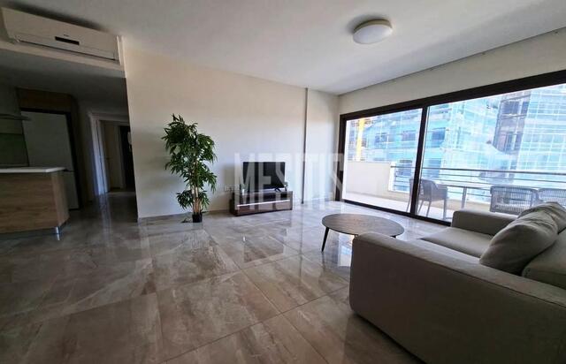 apartment-92d7b168-53e7-42d4-b7b1-f50ab327524b_Wtr.jpg