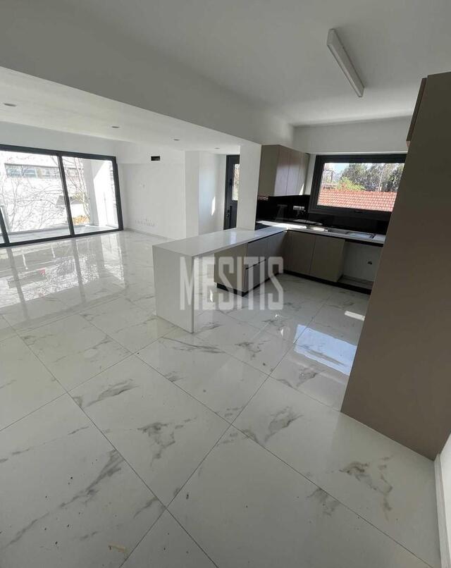 apartment-ff71fc0f-de7a-4a63-ba6c-3276a677a7a4_Wtr.jpeg