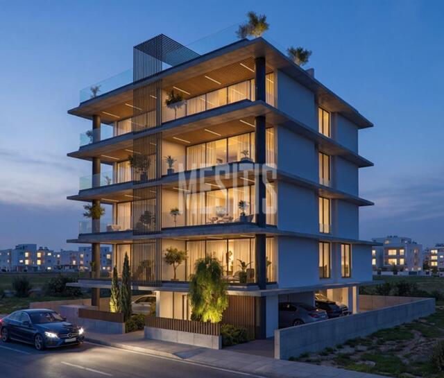 apartment-7e329c6e-c4bd-4d3c-8e4a-e594fc225748_Wtr.jpg