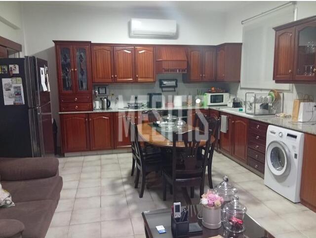 detachedHouse-d3398420-08b6-48f7-a0cc-ab462b510648_Wtr.jpg