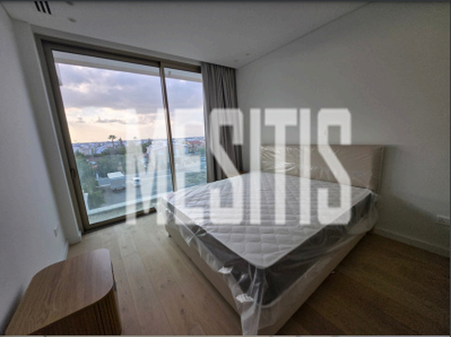 apartment-a2d1319f-3171-4f7a-8d70-ce700bd6bbb4_Wtr.jpeg