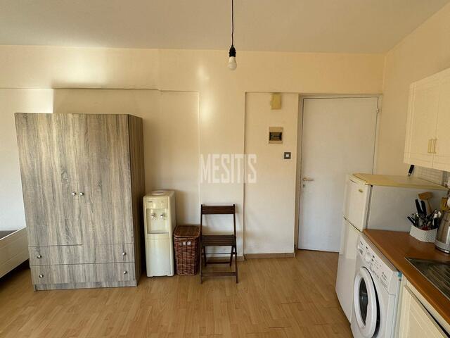 studioLoft-c9bdb2b0-e5ea-43bd-9b64-9c01eff6df26_Wtr.jpg