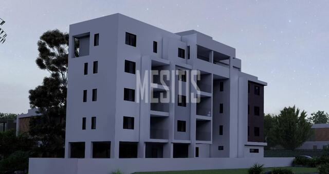 apartment-b6de5280-38ad-4ca0-8418-f0d32725f1f0_Wtr.jpeg