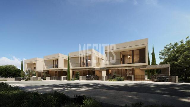 detachedHouse-5d8e3898-cfd4-40a8-94f9-c3d136a96167_Wtr.jpg