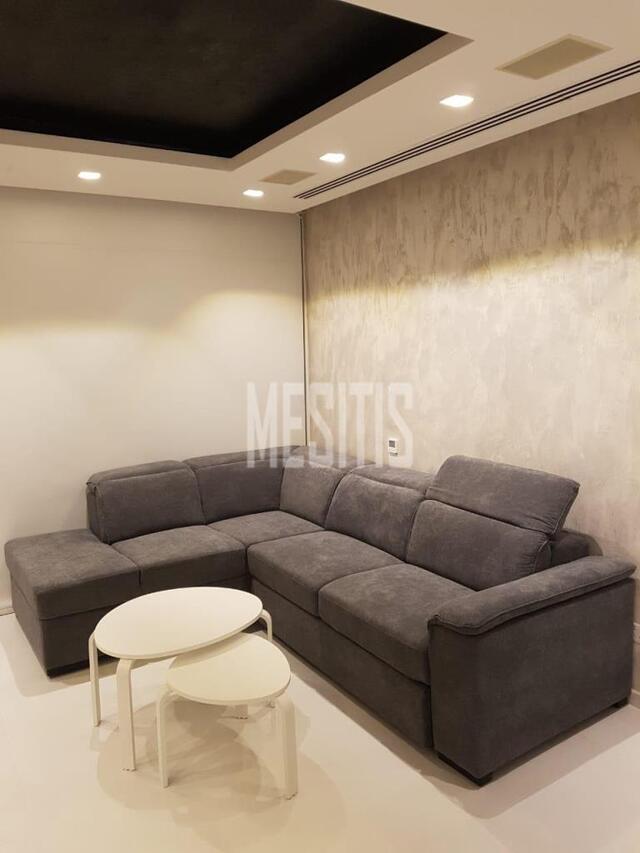 apartment-c580d193-1155-4ce3-b46b-0034be90eeb1_Wtr.jpg