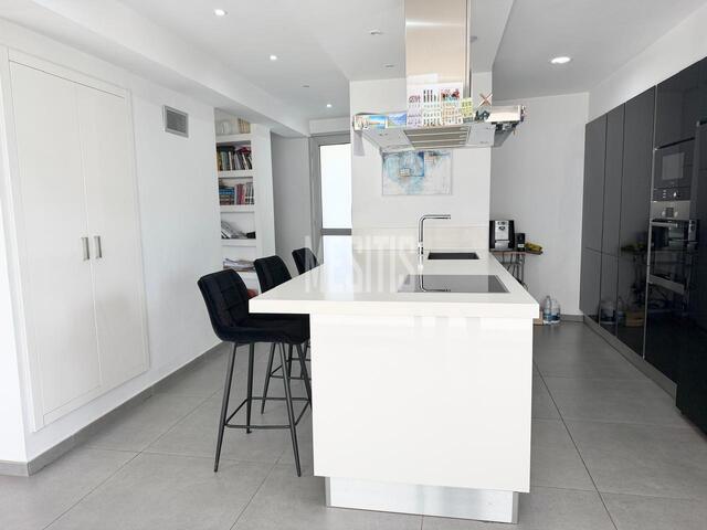 detachedHouse-5ce57ef0-a1a9-4767-802d-17ea500961c7_Wtr.jpg