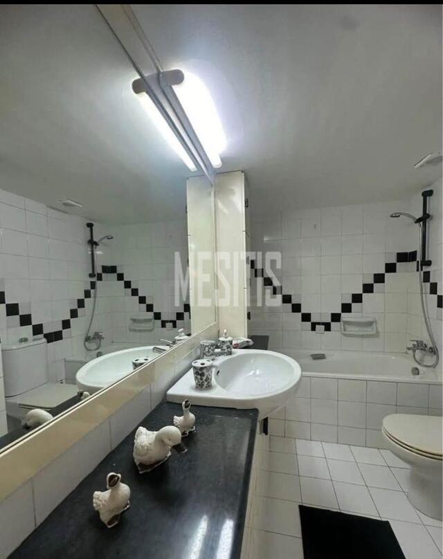 detachedHouse-d03eb4cc-d0df-4562-a9f6-0c112bbe8b50_Wtr.jpeg
