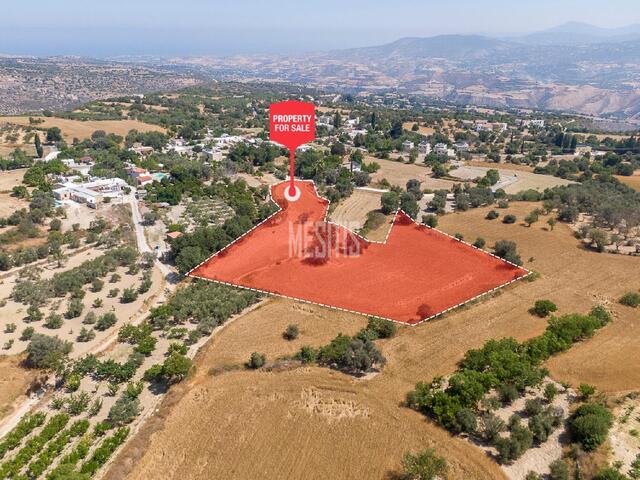 Residential Field 9210 Sq.m. For Sale In Pano Akourdaleia, Paphos – photo 2