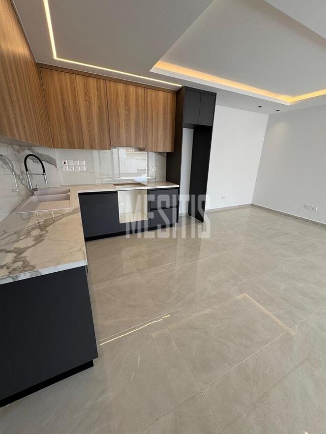apartment-c1359965-50c0-4e0e-8347-cd64d53a6d10_Wtr.jpeg