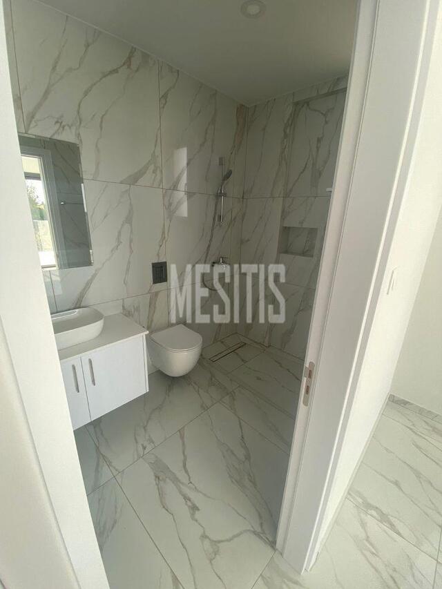 apartment-ee09af5e-d179-4378-828d-b48b694c97b3_Wtr.jpg
