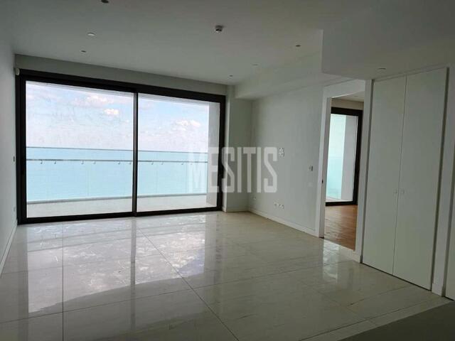apartment-70228a26-50cc-493d-908d-eefa327786aa_Wtr.jpg