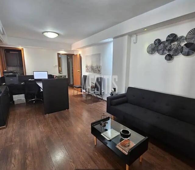 apartment-8c605b5b-89fc-4c16-aedc-52f3c9da5ba5_Wtr.jpeg