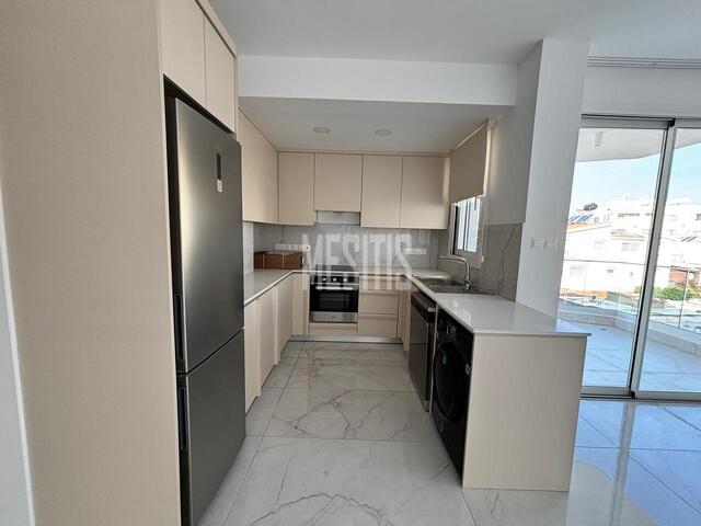 apartment-a7628cd6-674d-4ec6-bc4b-9f2fe0c1e144_Wtr.jpg