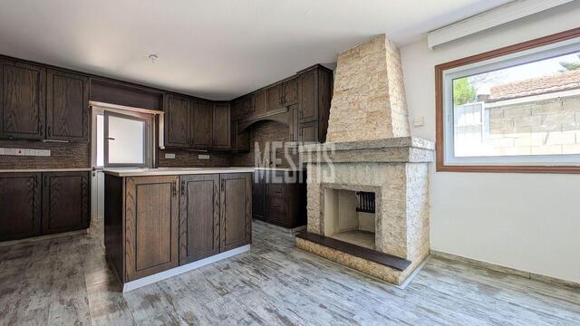 4 Bedroom Semi Detached House for Sale in Larnaka – photo 4