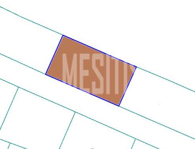 plot-4a50ad74-54bf-4403-80b0-9e6d45f27fe9_Wtr.jpg