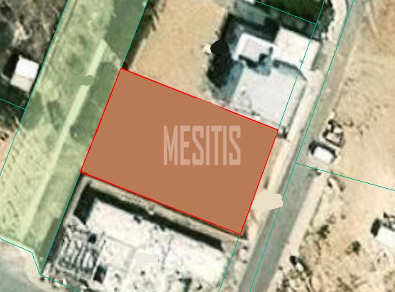 Residential Plot of 557 sq.m. for Sale in Lakatamia, Nicosia-Adjacent to a Green Area at the Back Side – photo 1