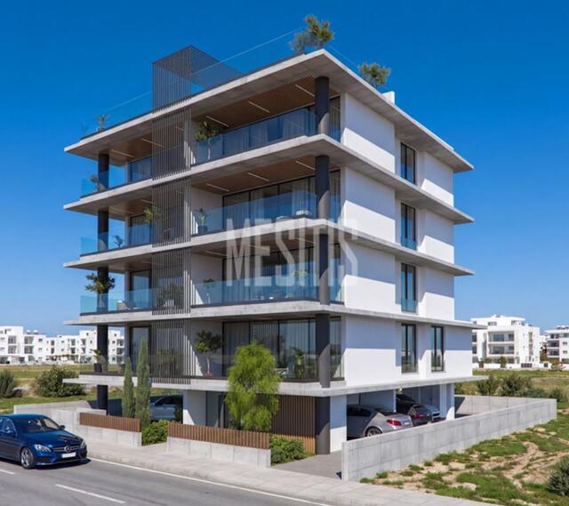 apartment-6427ba65-cebb-40dd-baab-4eac37813422_Wtr.jpg