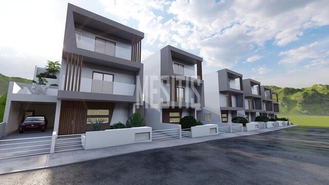 detachedHouse-47dbc9d2-fa58-4cdd-92df-e0d69f4a910b_Wtr.jpeg