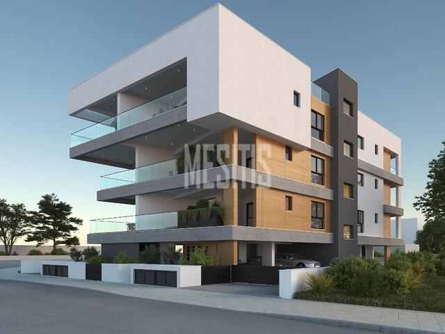 apartment-14fbe104-a778-4660-aeb5-3cf860867c6e_Wtr.jpeg
