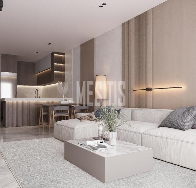 apartment-6bc89705-670f-448d-b6ba-356f17621192_Wtr.jpeg