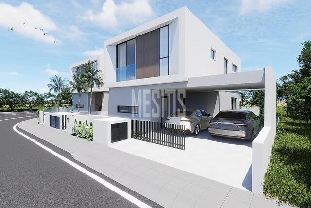 detachedHouse-97ffc48c-f5be-411a-acc6-e5c57a8f9bef_Wtr.jpg