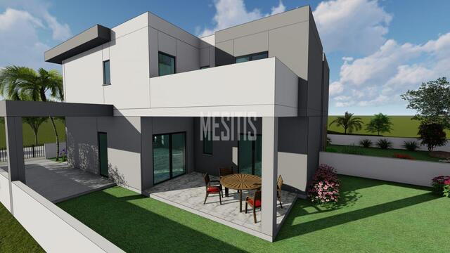 detachedHouse-80cb7920-2c9c-4646-a9c6-28f0d884cd66_Wtr.jpg