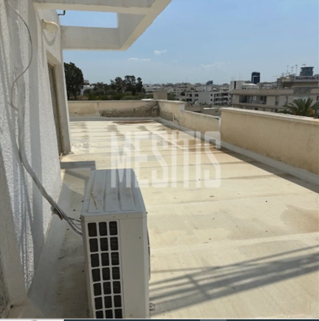 apartment-e4792ff4-88f1-4e34-8a5e-3611f613c418_Wtr.png