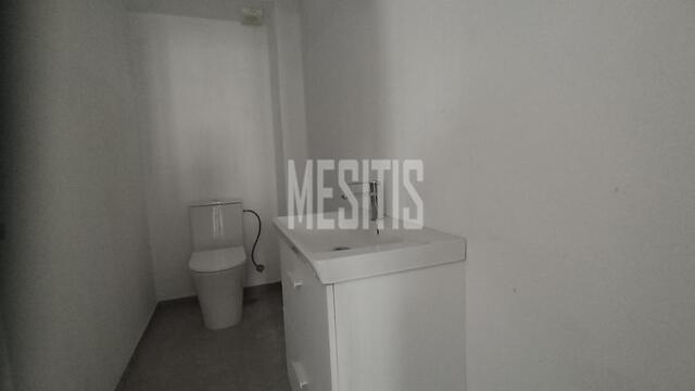office-dabfdcb1-c005-484e-acfc-aab3ab57db87_Wtr.jpeg