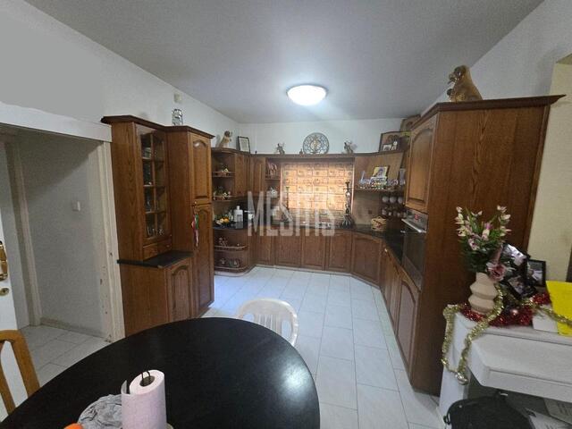 detachedHouse-128bcd87-e5f3-42b1-9fe8-cdbdeb4f52fe_Wtr.jpg
