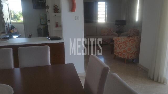 apartment-16c88715-7113-47af-8268-a31c5b9c3281_Wtr.jpeg