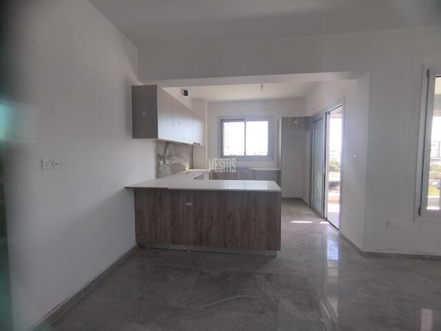 apartment-c1465cce-395b-4678-b043-2bc72606676f_Wtr.jpeg