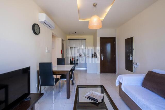 apartment-6e219f4f-8e73-4271-8ae2-4047c4bcc15e_Wtr.jpg