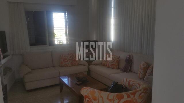 apartment-6b52275f-d760-4989-92d1-ce9f386f59d7_Wtr.jpeg