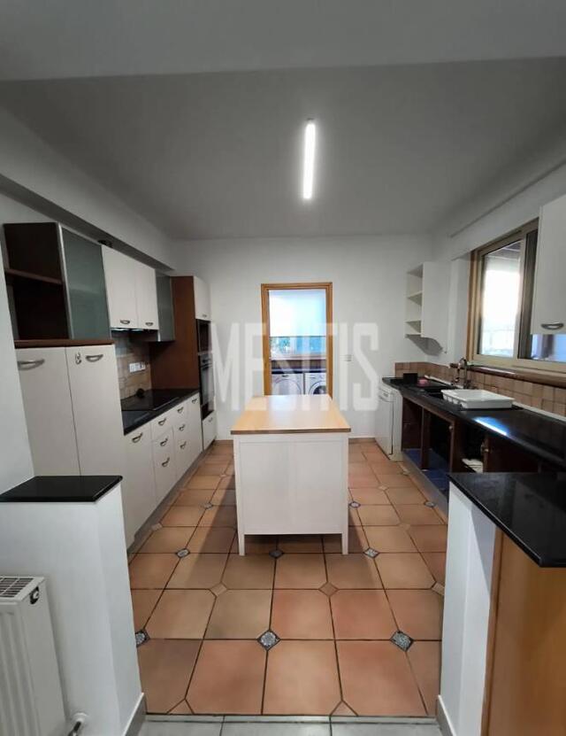 detachedHouse-a115d489-8314-4fb0-9e5c-fcc10d7854f2_Wtr.jpg