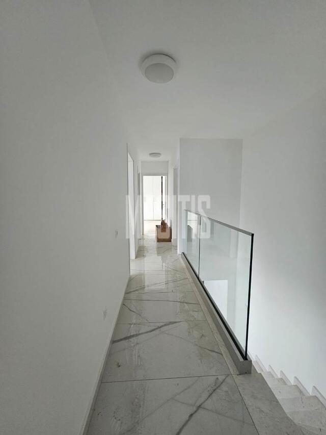 detachedHouse-6ee9e809-3067-4ed0-818a-2fb4e1f115ba_Wtr.jpg