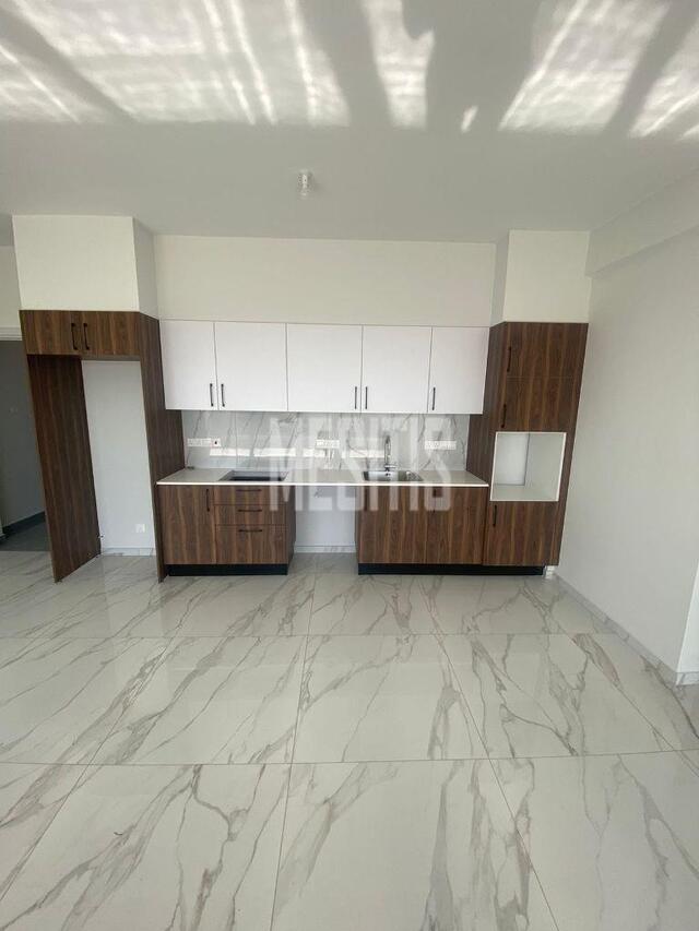 apartment-f7a110b3-533a-45b1-b381-6b9c0fb2852d_Wtr.jpg
