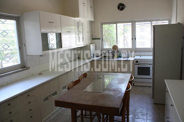 apartment-86cadccf-6cb9-4f75-8b7b-569c32d2361e_Wtr.jpeg