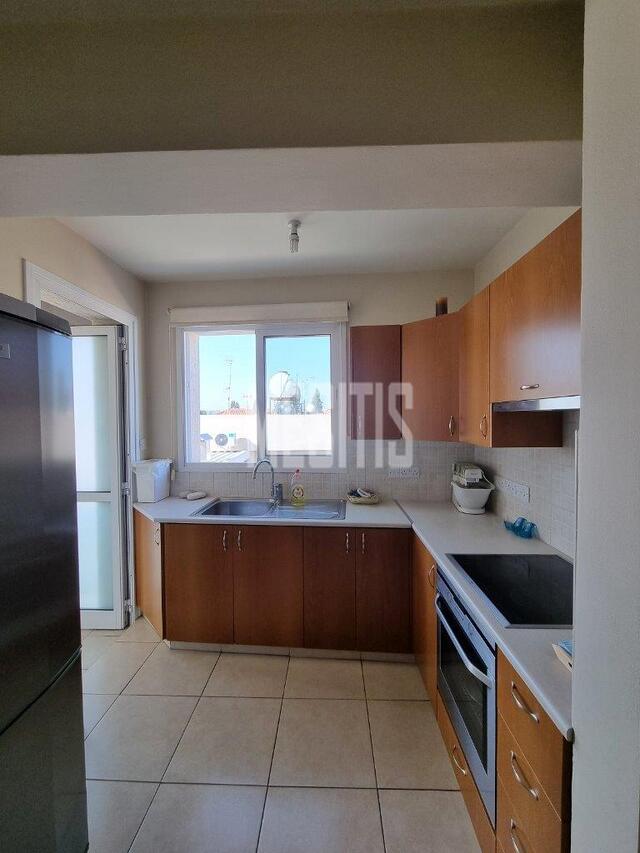 apartment-8a07e47f-cf60-4874-9952-edf555471775_Wtr.jpg