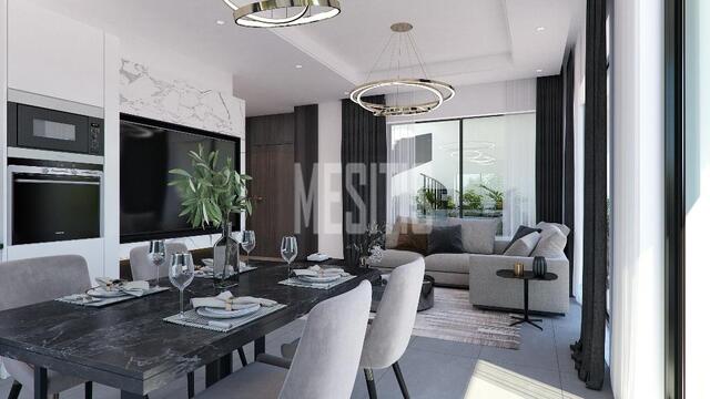apartment-0b6c21f8-3f60-4db8-b1c4-d5089afc4868_Wtr.jpeg