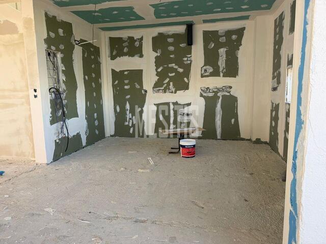 detachedHouse-3b054641-80a6-4972-b5be-5e7f1534bbe8_Wtr.jpg