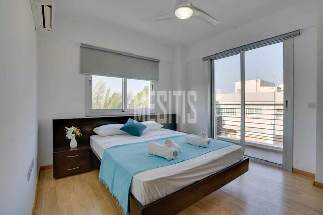 apartment-8c5f5d9e-4fcf-4eca-8a0c-05708a1fec9d_Wtr.jpeg