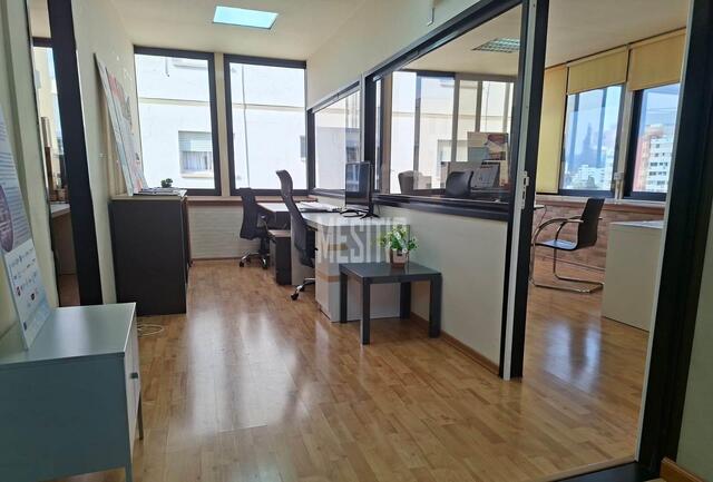 office-b68baed1-1980-4a8f-9612-eca53e10087e_Wtr.jpg