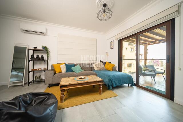 For Rent: 2 Bedroom Sea View Apartment in Agios Tychon – photo 3