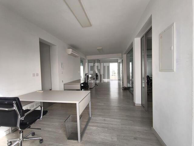 office-d7fcf705-5874-4d1c-beed-6de624580941_Wtr.jpg