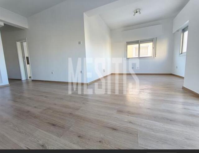 apartment-6dc63593-b252-472e-bc87-f228825d6ec9_Wtr.jpg