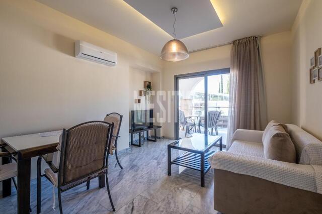 apartment-9600b2a1-ee19-4209-a52c-f81a4d7c8e34_Wtr.jpg