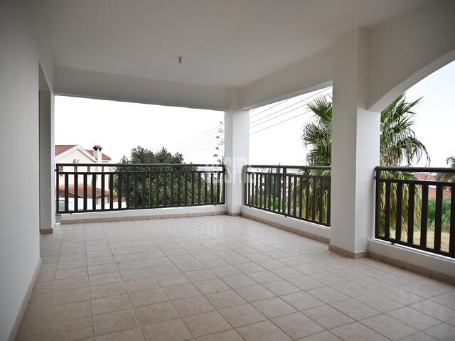 2 bedroom apartment with communal pool for sale in Tersefanou, Larnaca – photo 8
