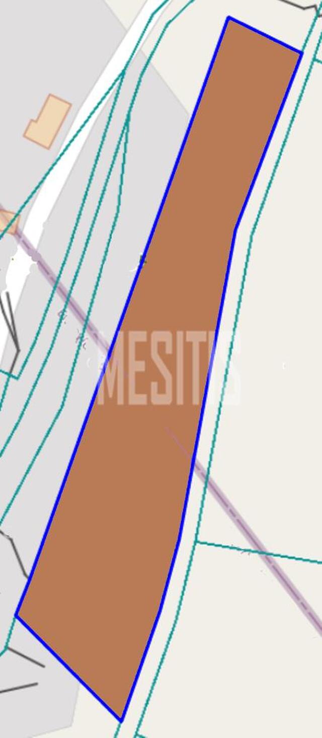 plot-670ea396-66f5-4c6b-ac94-96d55ae43b03_Wtr.jpg